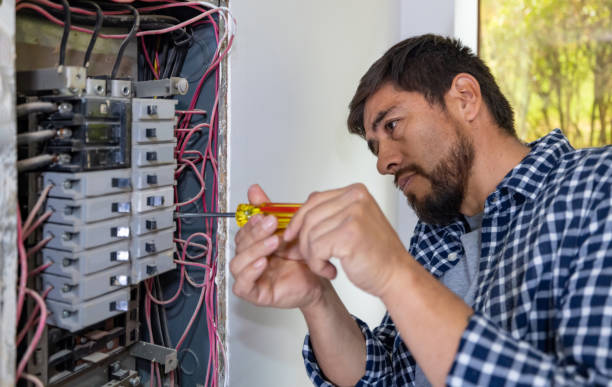 Professional Electrician in Astatula, FL